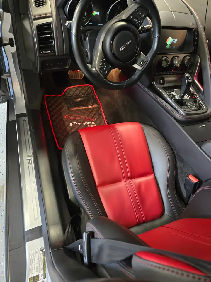 Jaguar F-Type снимка Jaguar F-Type