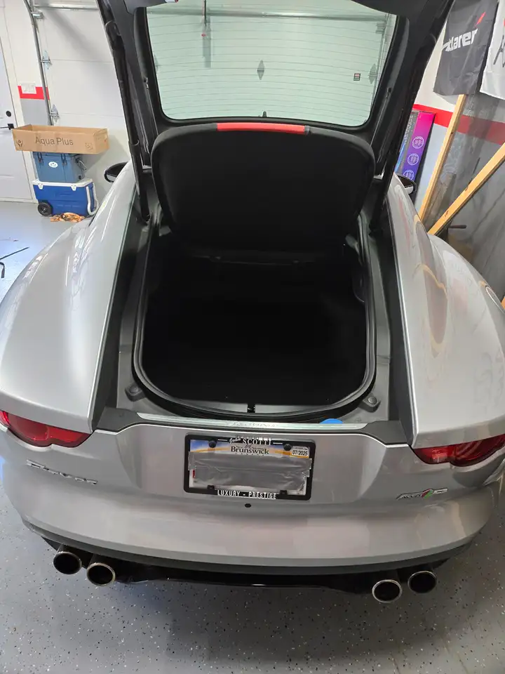 Jaguar F-Type снимка Jaguar F-Type
