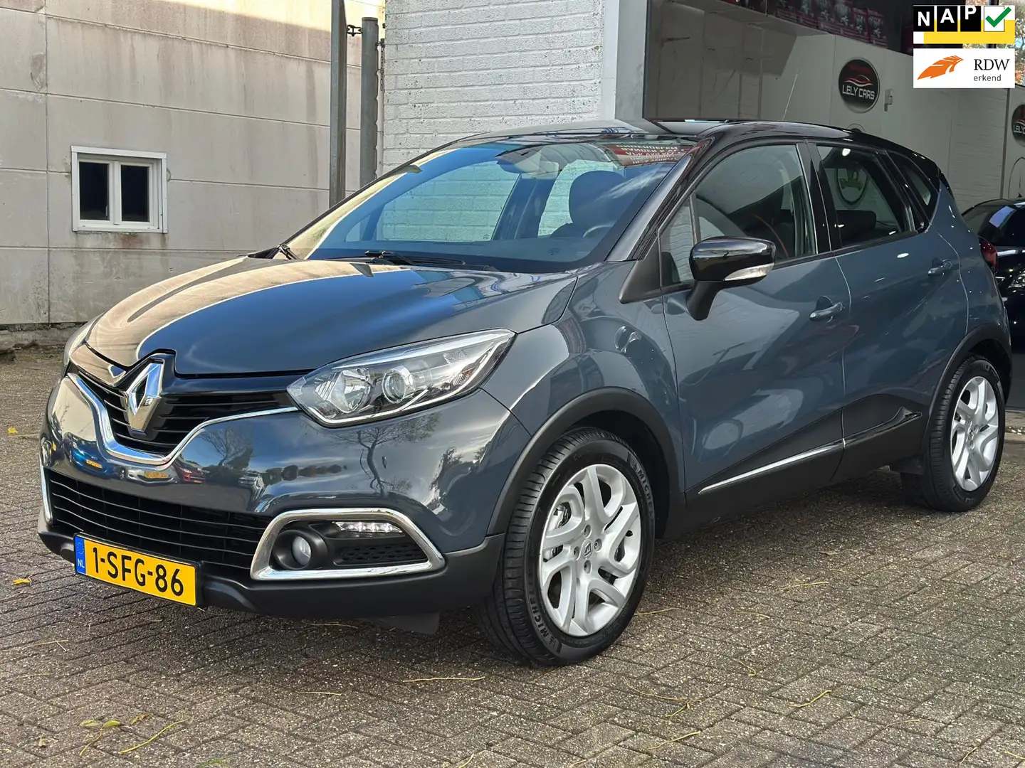 Renault Captur 1.2 TCe Dynamique BJ:2013 Camera Navi LED Airco Cr Blauw - 1