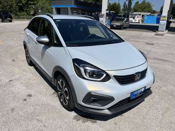 Jazz Crosstar 1.5 hev Executive ecvt