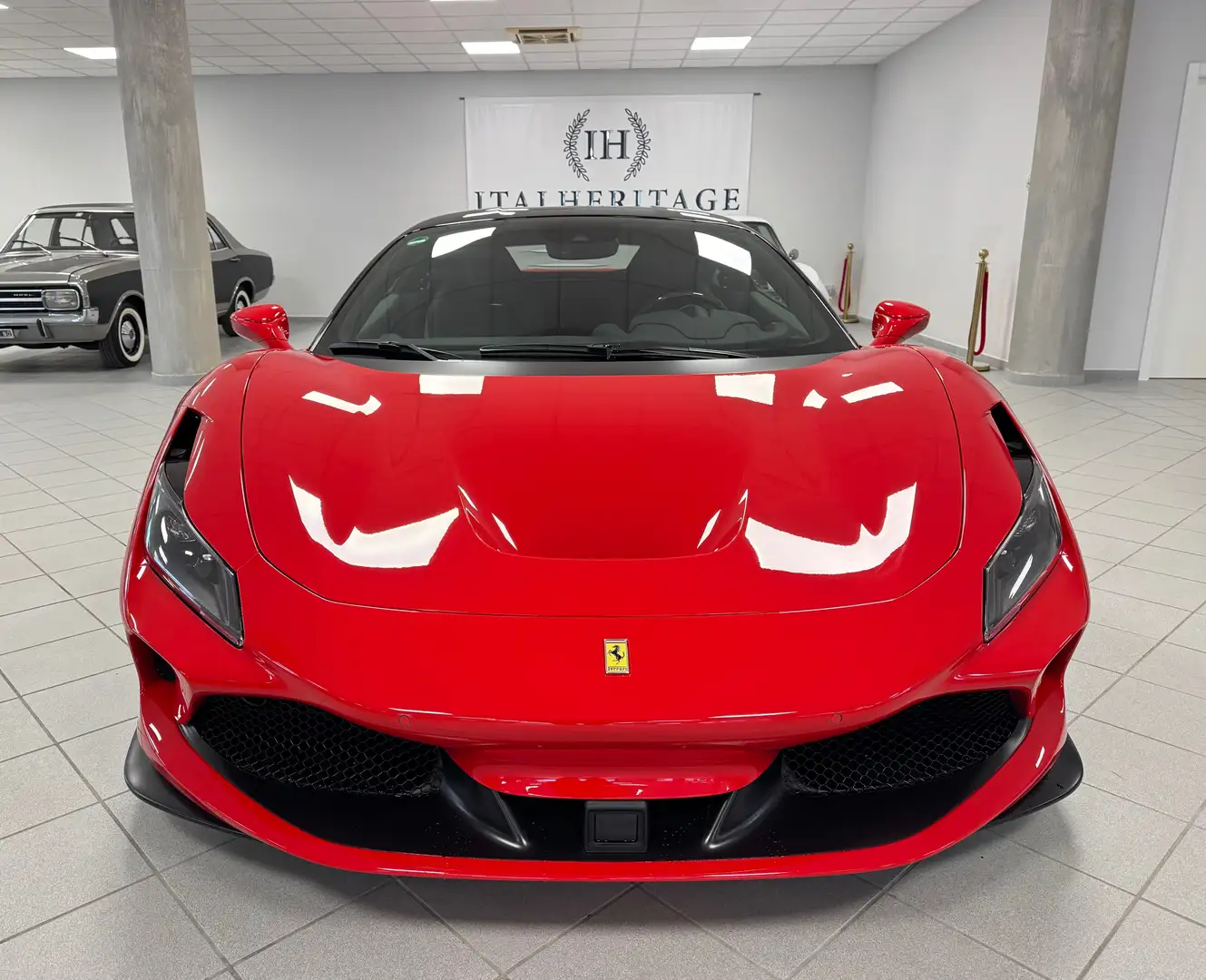 Ferrari F8 Tributo F8 Tributo Coupe 3.9 Rot - 2
