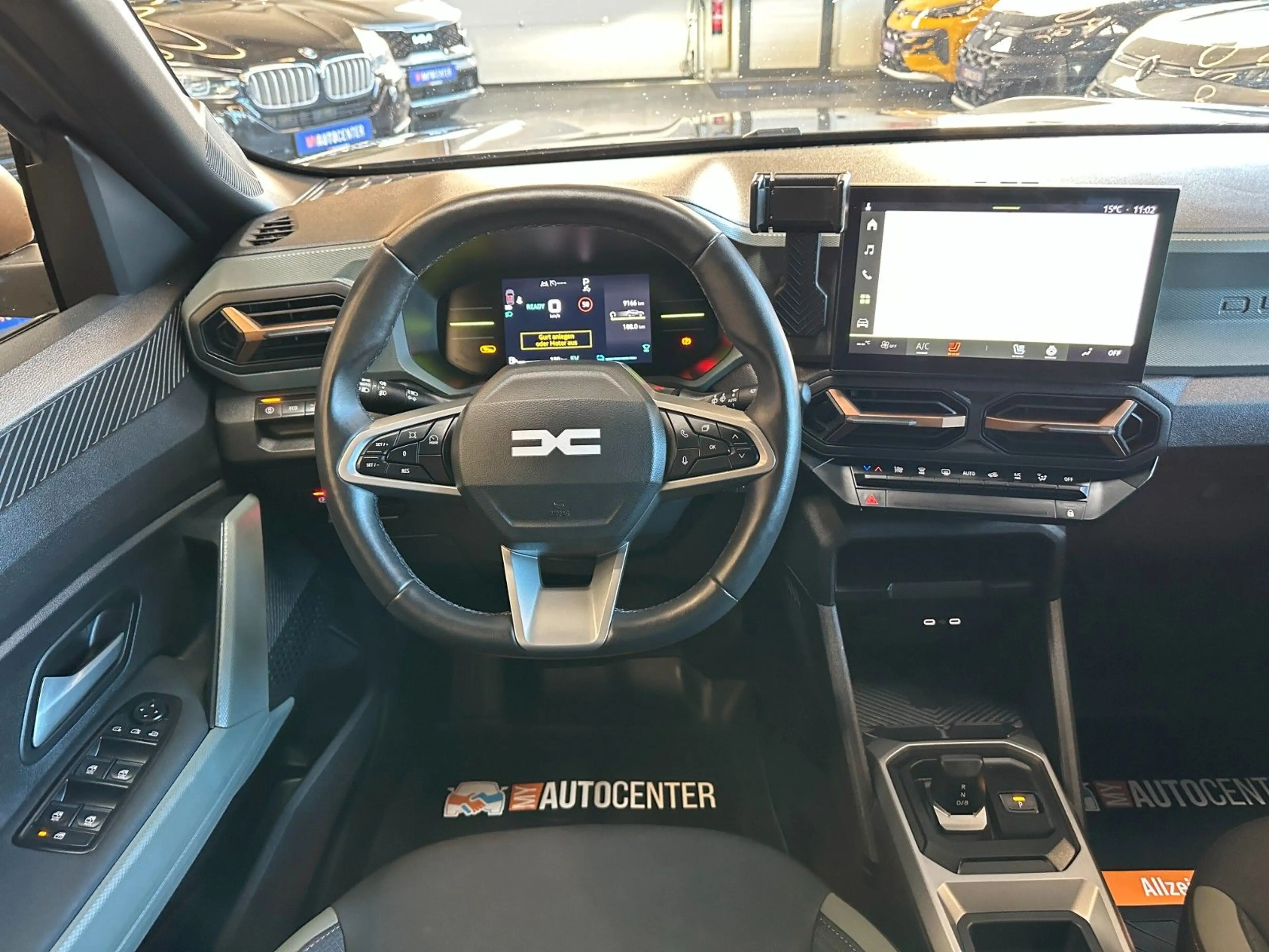 Dacia Duster *KEYLESS*LED*LKHZ*CAM*AHK*TEMPO*CARPLAY* — photo 8