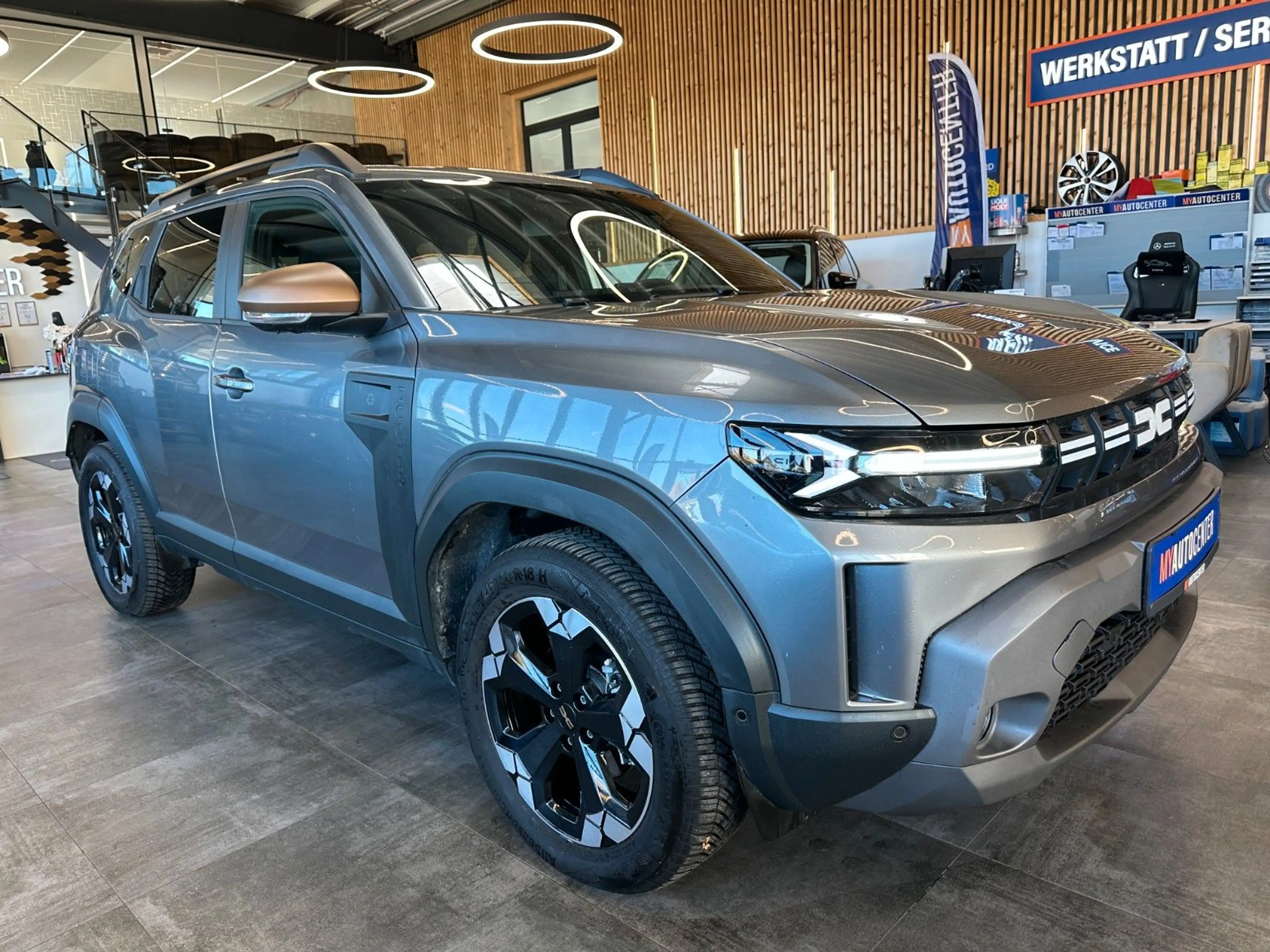 Dacia Duster *KEYLESS*LED*LKHZ*CAM*AHK*TEMPO*CARPLAY* — photo 3