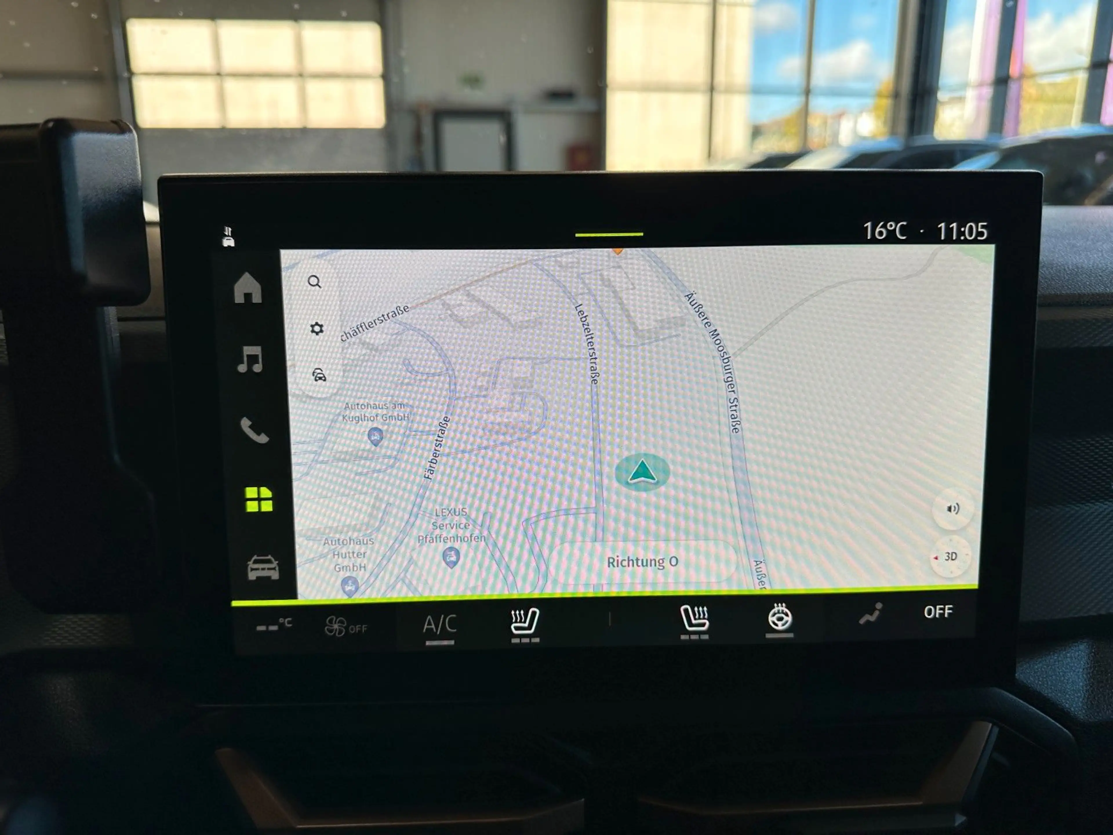 Dacia Duster *KEYLESS*LED*LKHZ*CAM*AHK*TEMPO*CARPLAY* — photo 14