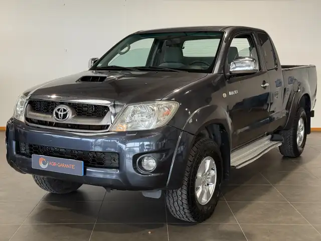 Toyota Hilux HILUX SIMPLE CABINE 4x4 120 D-4D LECAP