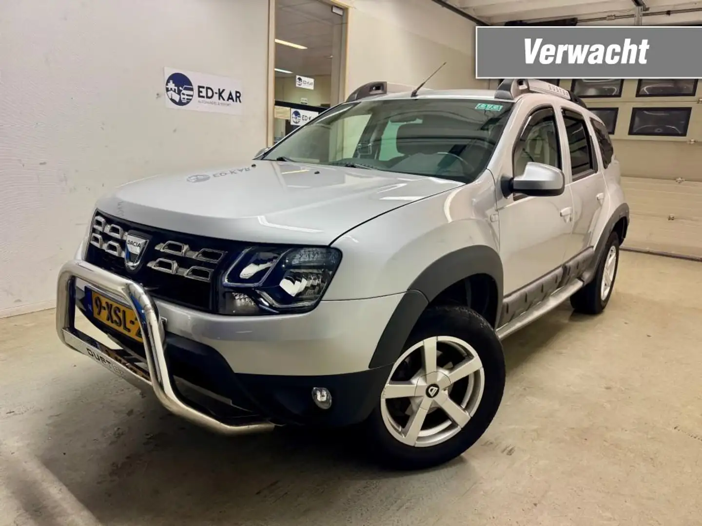 Dacia Duster 1.2 TCe 4x2 Prestige AIRCO EXPORT PRICE NAP APK Grijs - 1