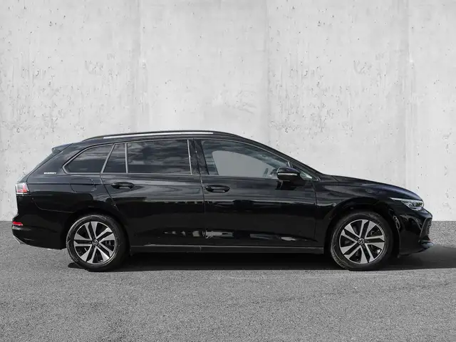 Volkswagen Golf view 5