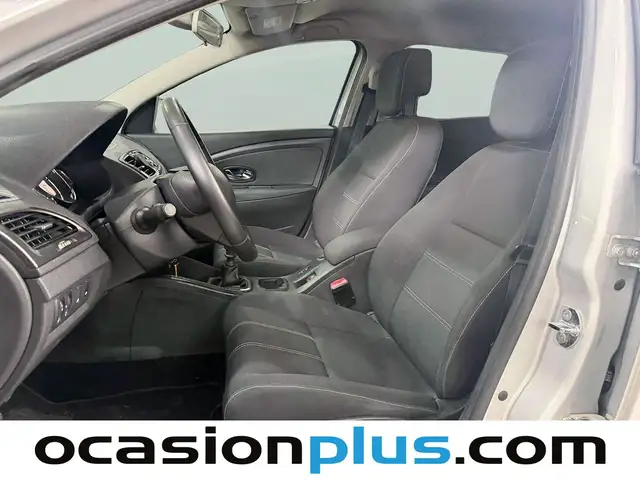 Renault Megane view 8