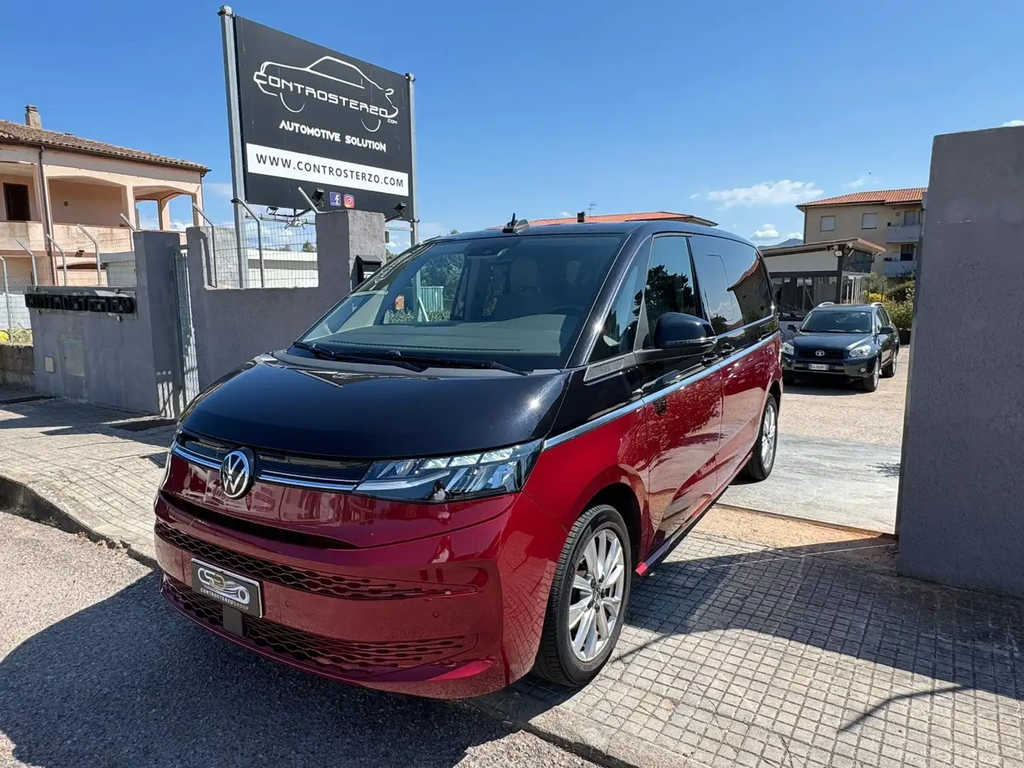Volkswagen T7 Multivan Multivan 2.0 tdi Style 150cv dsg 7p - 1