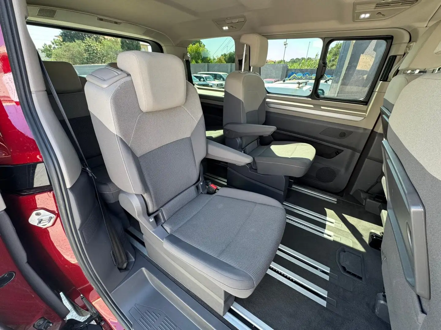Volkswagen T7 Multivan Multivan 2.0 tdi Style 150cv dsg 7p - 2