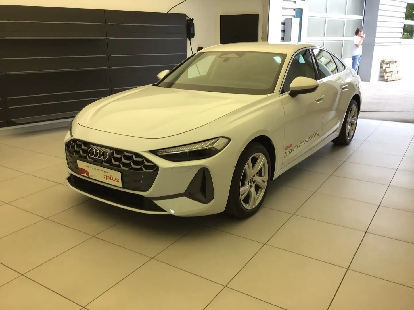 Audi A5 Limousine TFSI Weiß - 1