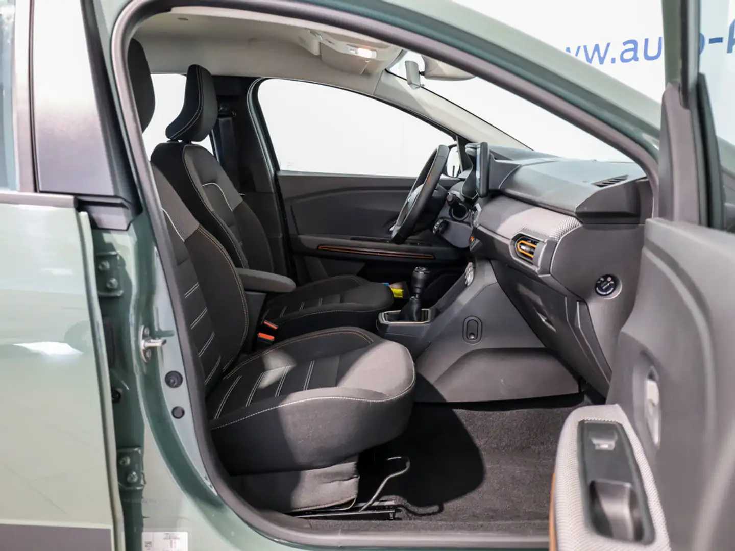 Dacia Sandero III Stepway Expression+ 1.0l TCe +LED Gris - 2