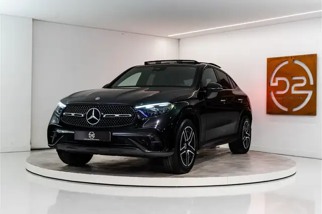 Mercedes-Benz GLC 400 Coupé 400e 4MATIC AMG 381PK | Pano | Burmester | S