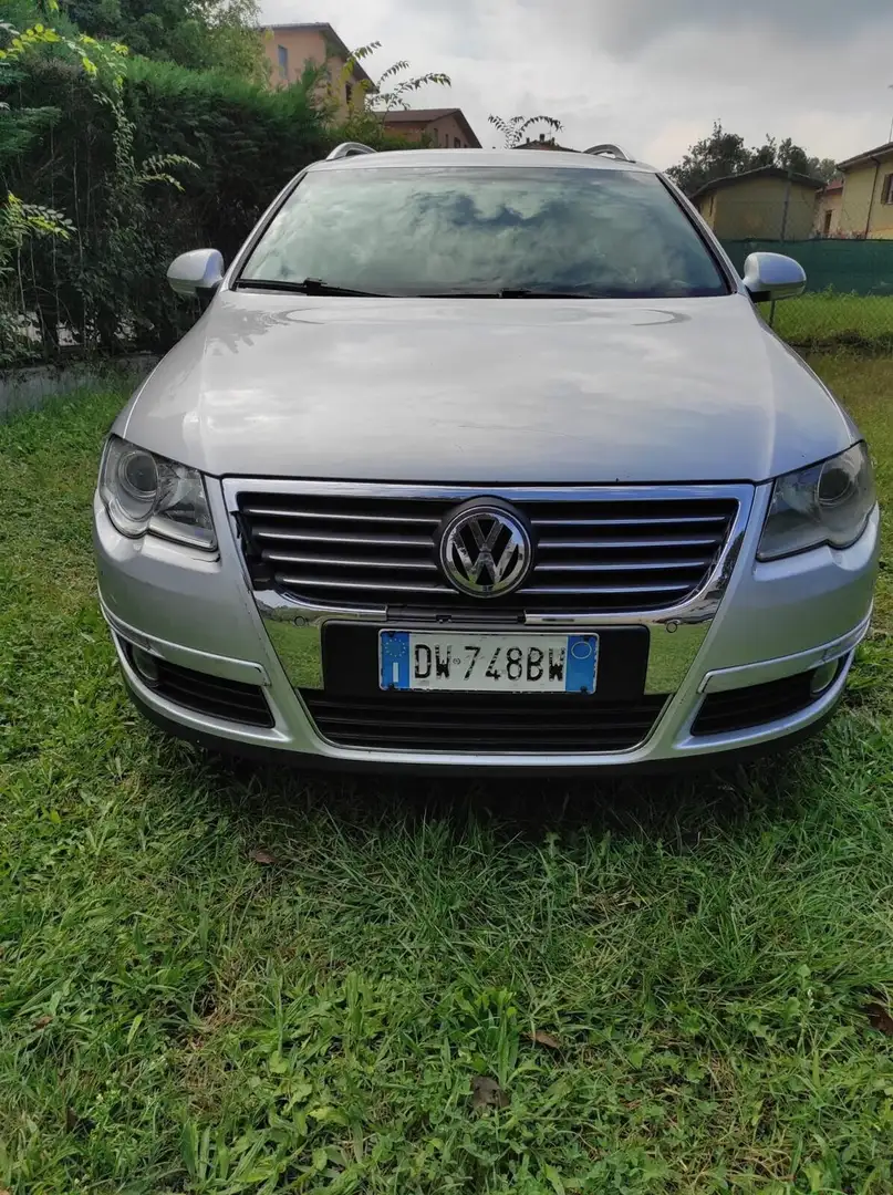 Volkswagen Passat Passat 2.0 TDI DPF Var. DSG Highline Grau - 2