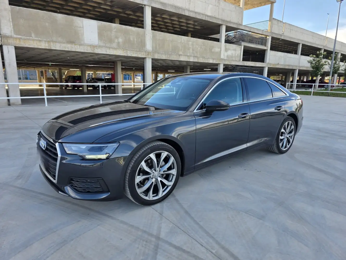 Audi A6 40 TDI S line S tronic Gris - 1