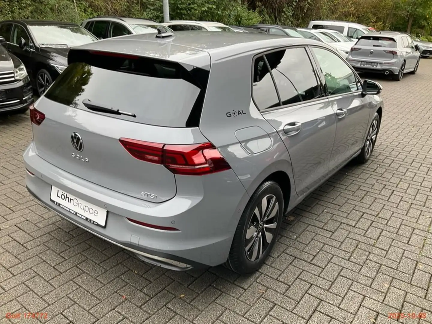 Volkswagen Golf 1.5 eTSI DSG Goal AHK, RFK, ACC, Navi., App-Con... Grau - 2