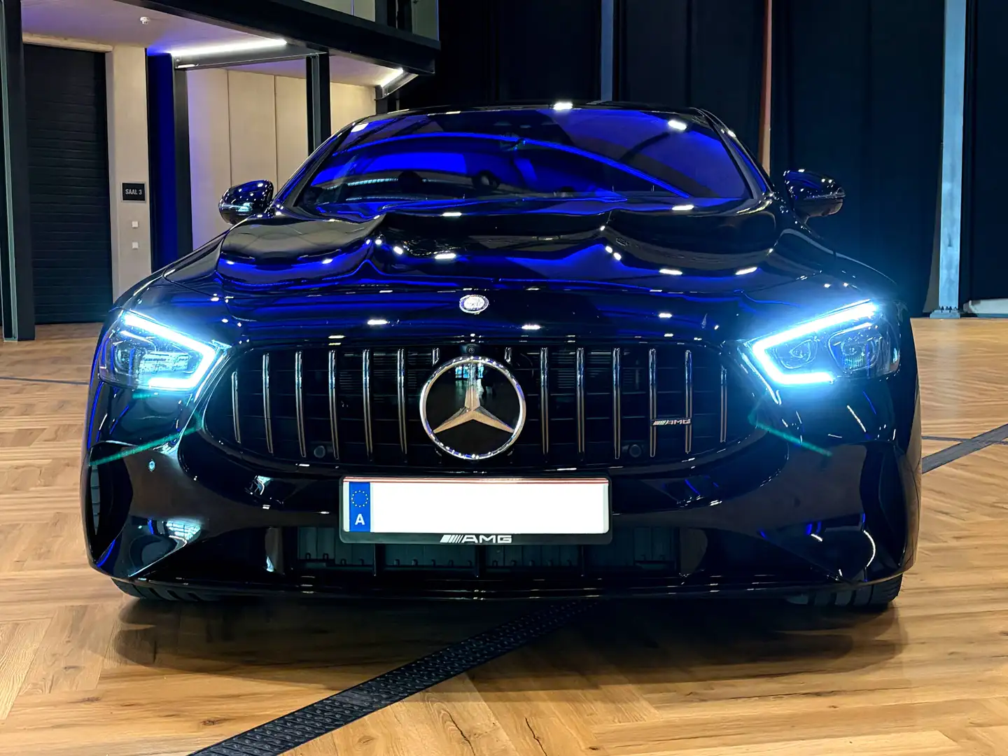 Mercedes-Benz AMG GT Mercedes-AMG GT 63 S 4MATIC V8 Biturbo Schwarz - 2