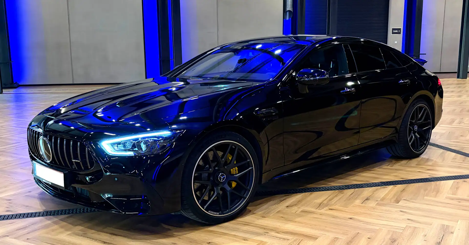 Mercedes-Benz AMG GT Mercedes-AMG GT 63 S 4MATIC V8 Biturbo Schwarz - 1