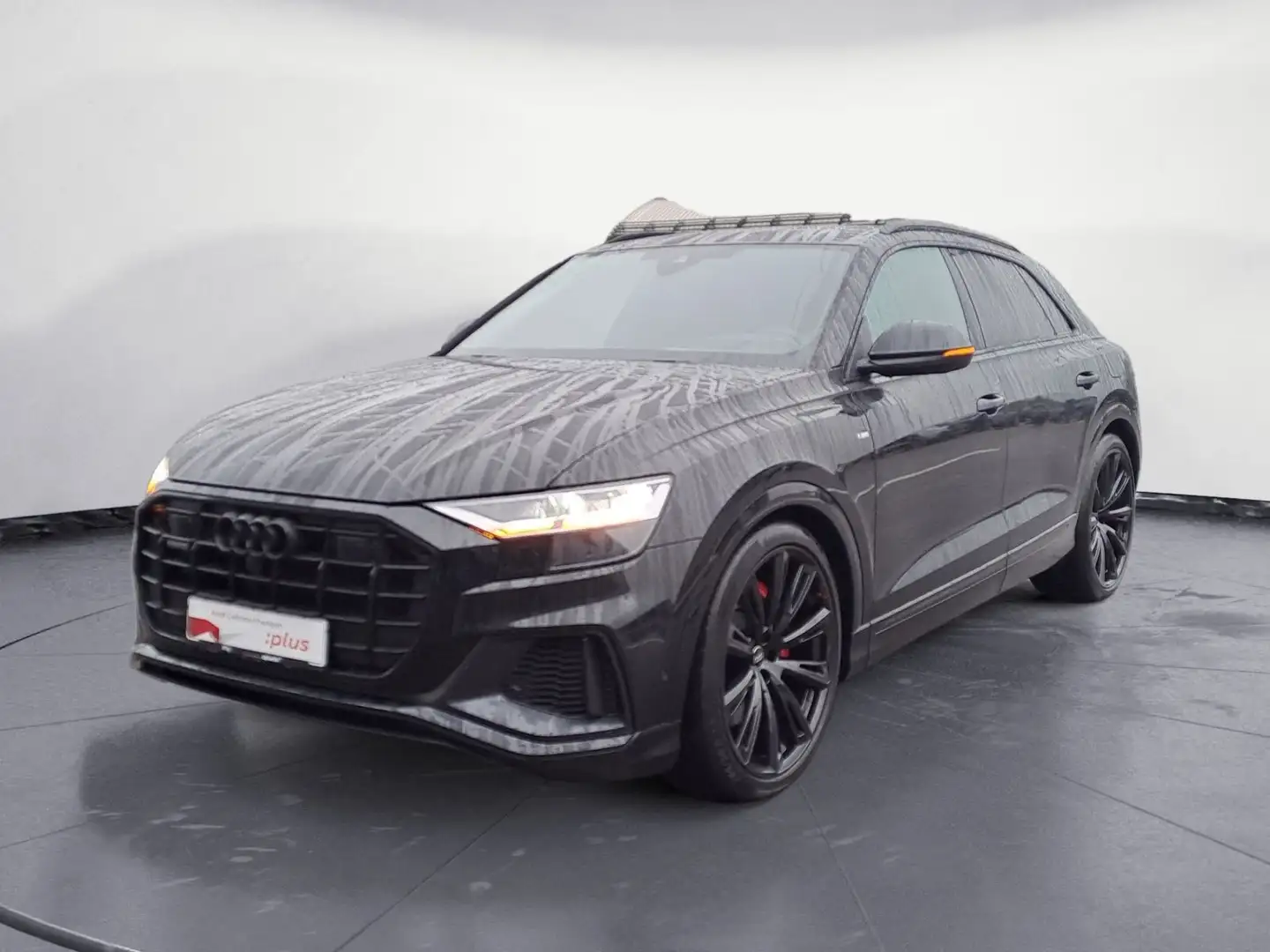 Audi Q8 55 TFSIe quattro S-Line AHK AirSuspension HUD Noir - 2