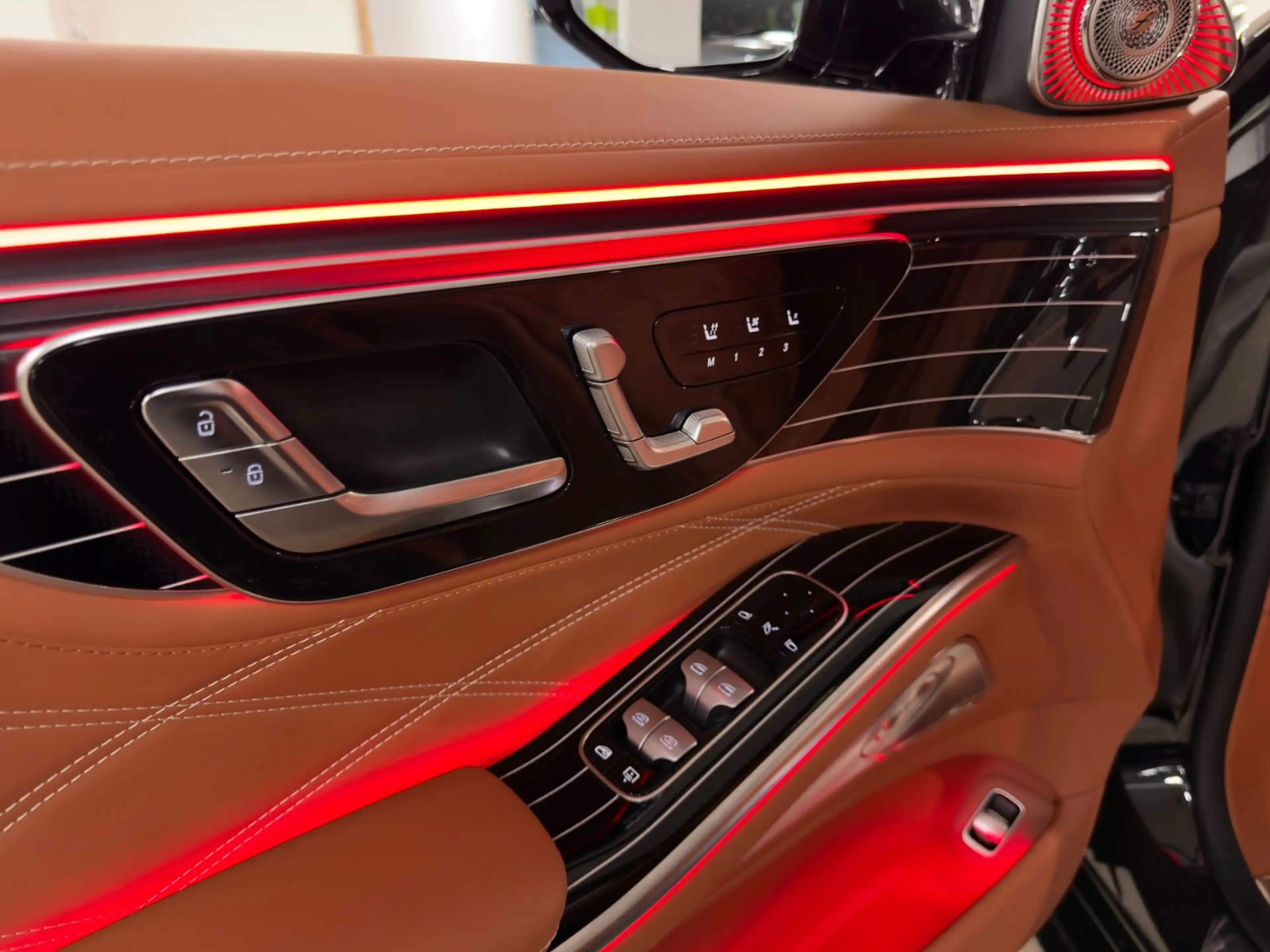 Mercedes-Benz S 580 MAYBACH FIRST DELIVERY EUROPA FULL SPEC — photo 15