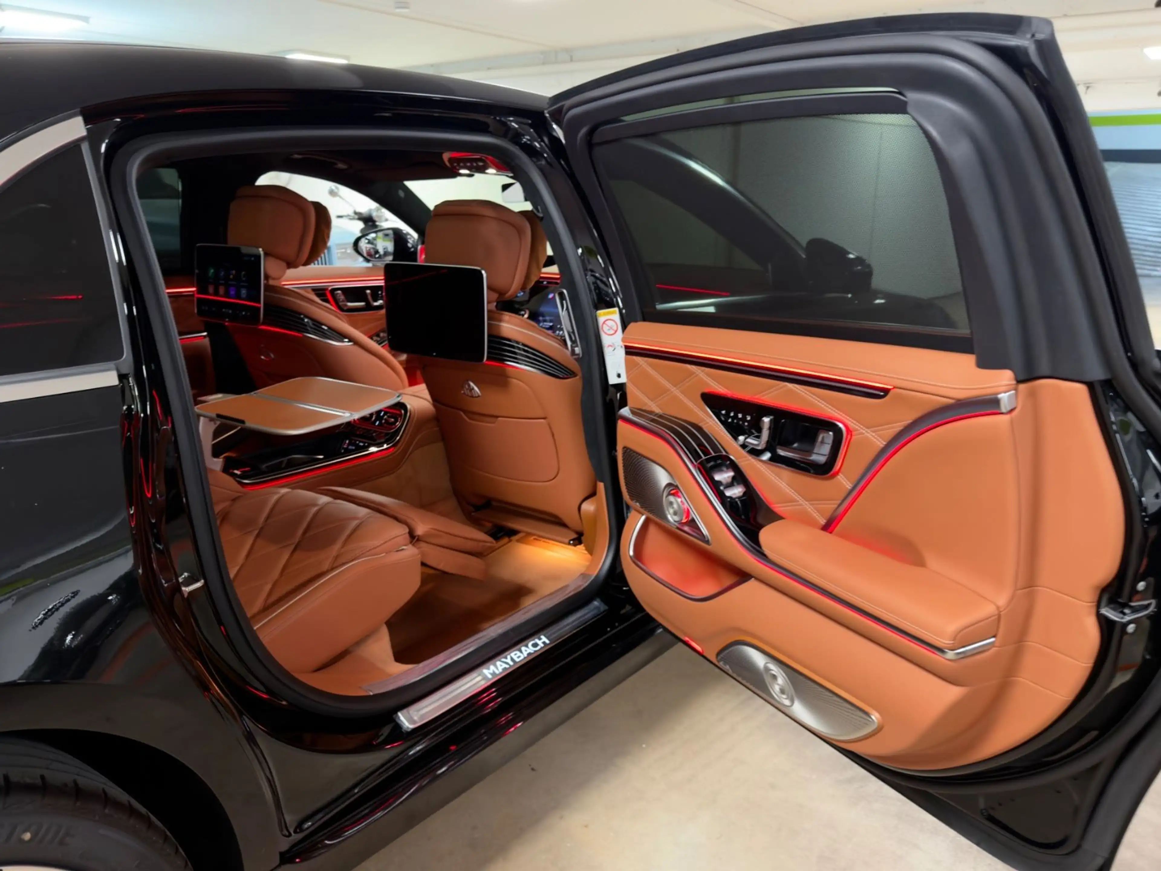 Mercedes-Benz S 580 MAYBACH FIRST DELIVERY EUROPA FULL SPEC — photo 43