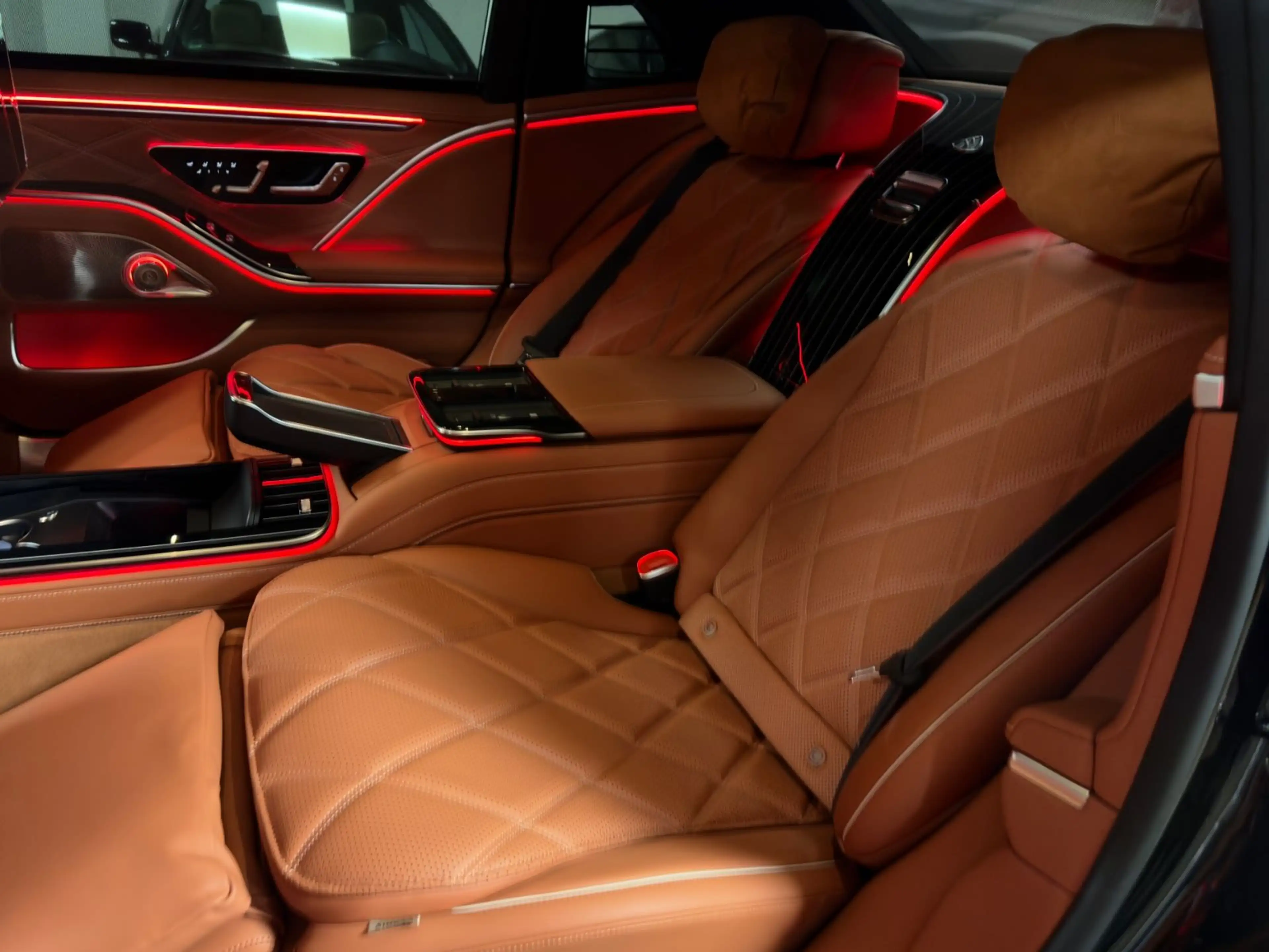 Mercedes-Benz S 580 MAYBACH FIRST DELIVERY EUROPA FULL SPEC — photo 32