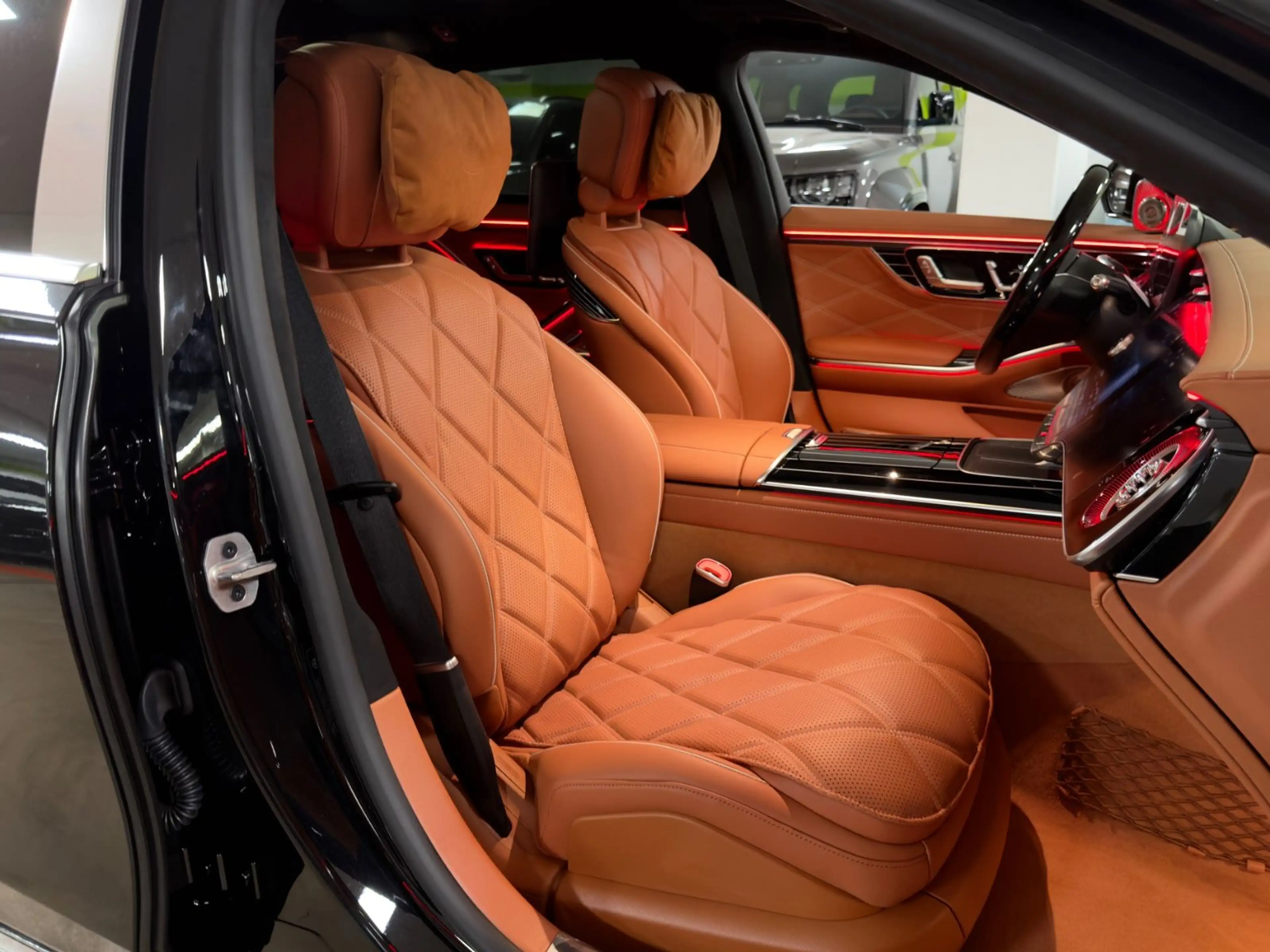 Mercedes-Benz S 580 MAYBACH FIRST DELIVERY EUROPA FULL SPEC — photo 47