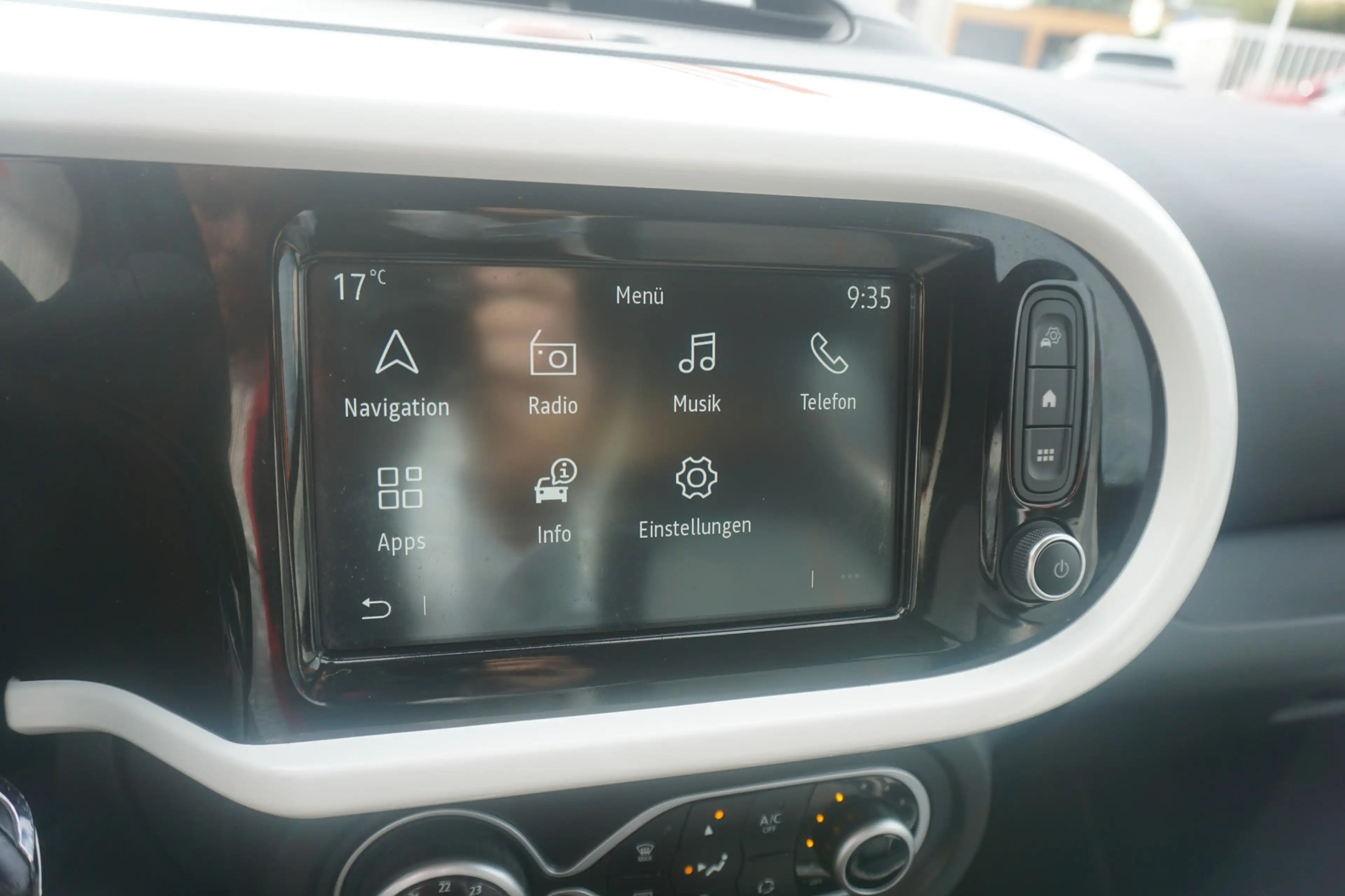 Renault Twingo SCe 65 Vibes Navi Sitzheizung Klimaaut. — photo 15