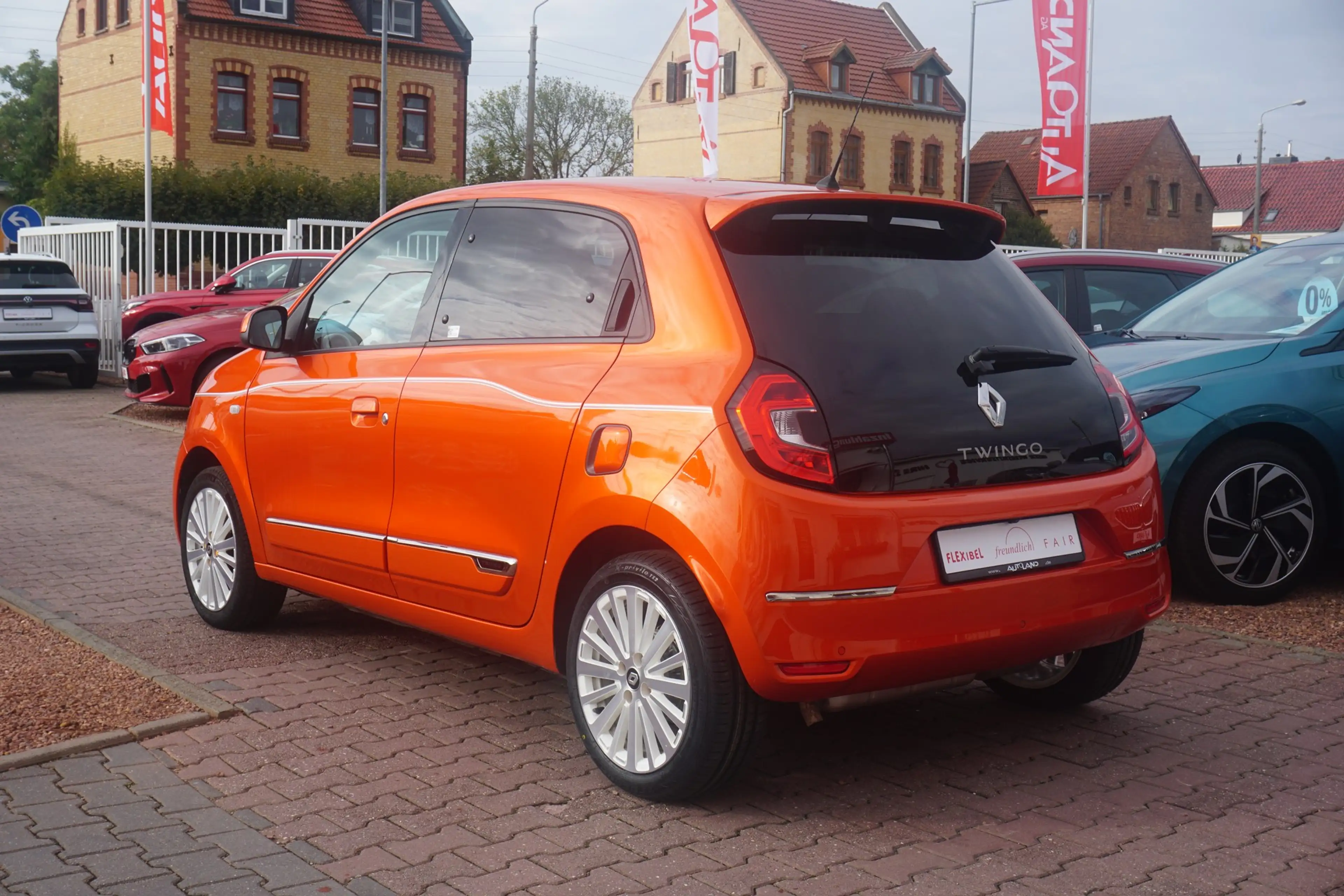 Renault Twingo SCe 65 Vibes Navi Sitzheizung Klimaaut. — photo 3