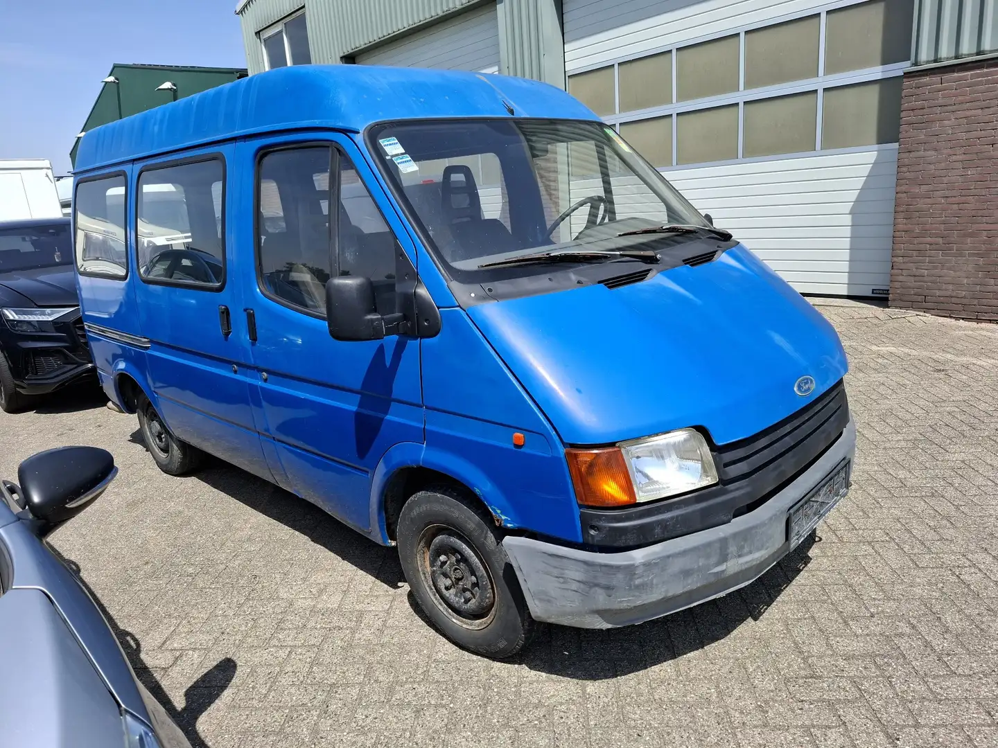 Ford Transit Bus - 2