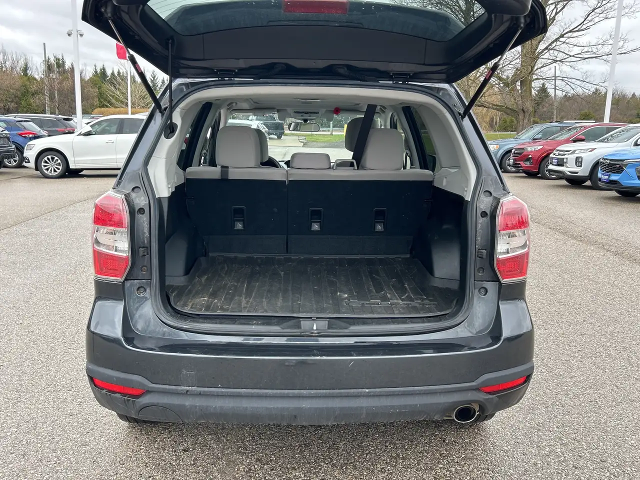 Subaru Forester снимка Subaru Forester