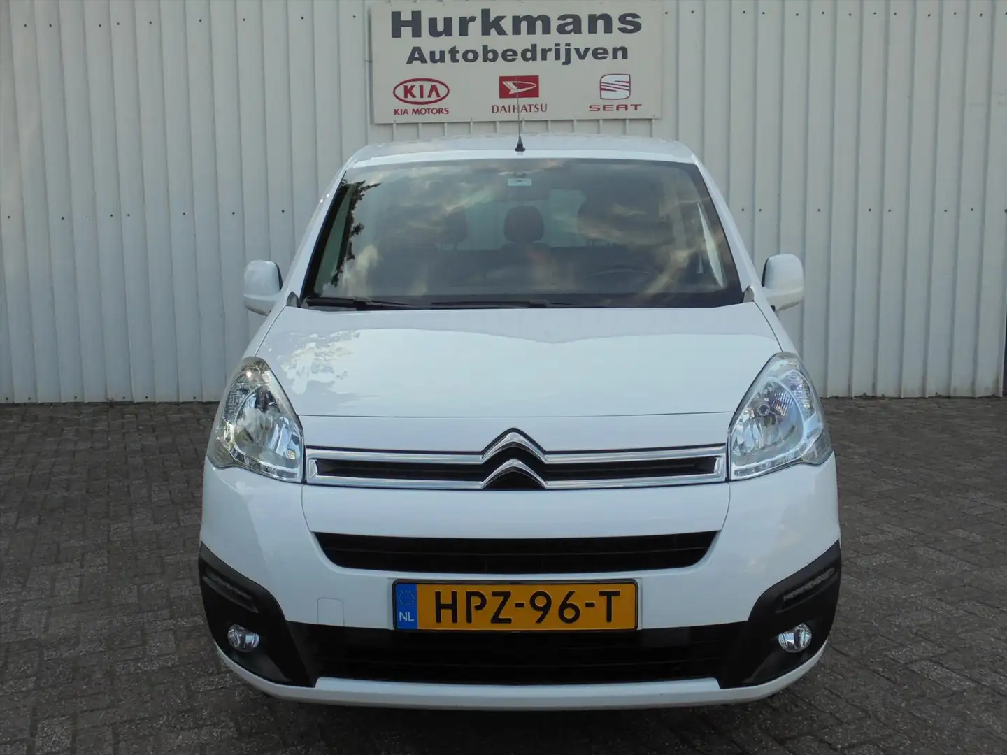 Citroen Berlingo 1.2i 110PK FEEL UNIEK !! 26.754 KM ZEER NETJES Wit - 2