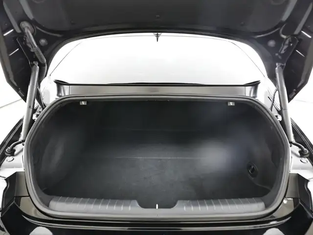Hyundai Ioniq 6 view 6