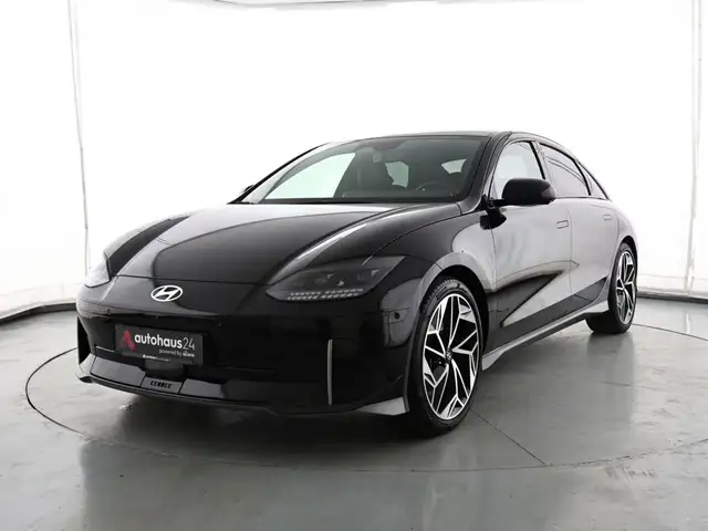 Hyundai Ioniq 6 view 3