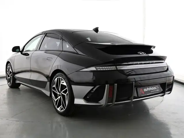 Hyundai Ioniq 6 view 4