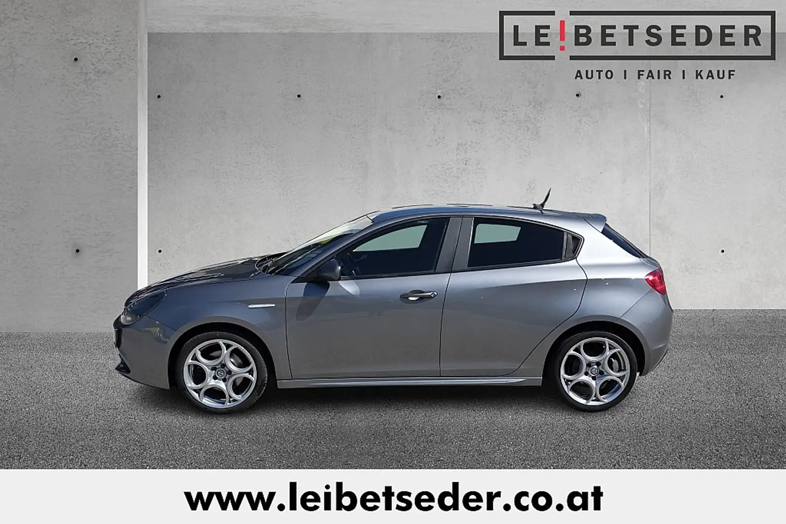 Alfa Romeo Giulietta Super 2,0 JTDM-2 TCT Gris - 2