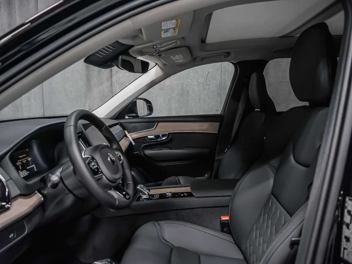 2026 Volvo XC90 Core 7-Seater (Bright Theme) thumb 11