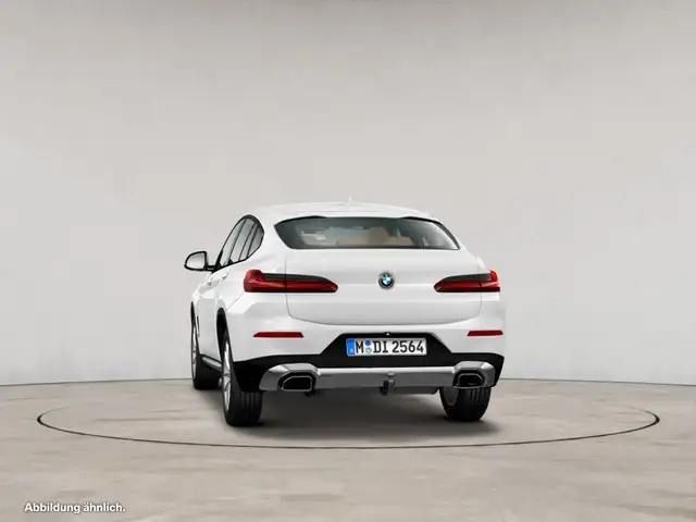 BMW X4 view 7