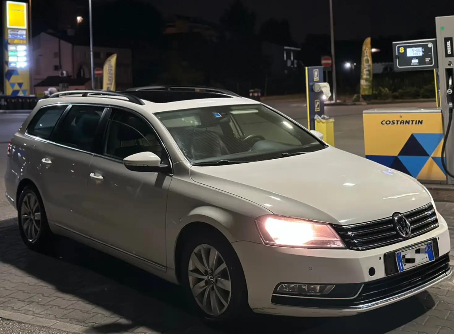 Volkswagen Passat 2.0 tdi Comfortline - 1