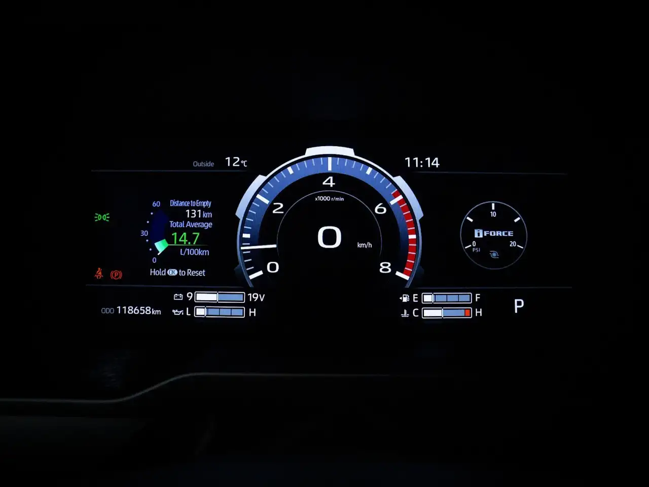 Toyota Tundra снимка Toyota Tundra