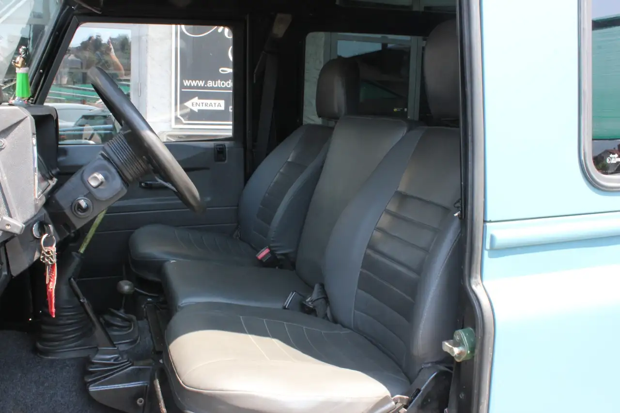 Land Rover Defender 90 turbodiesel Station Wagon County AUTOCARRO, foto 8