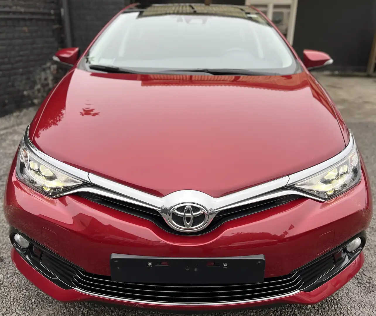 Toyota Auris 1.2 Turbo Comfort pack 50+CAMÉRA +NAVI+CAR-PASS Rouge - 2