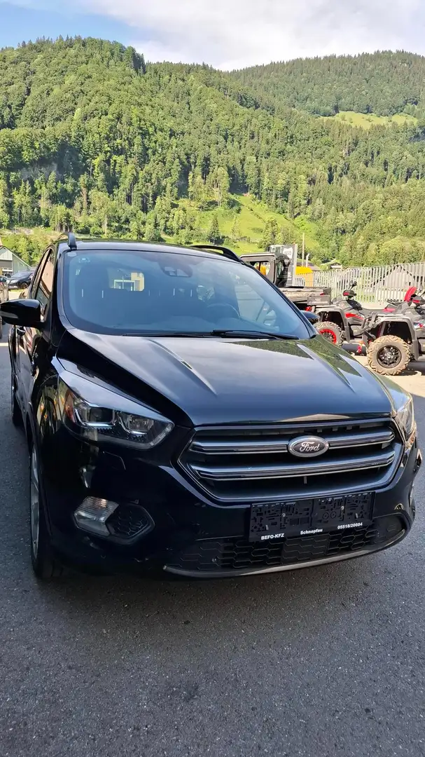 Ford Kuga ST-Line Schwarz - 1