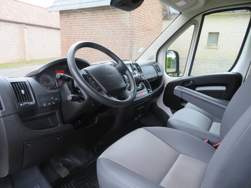 Peugeot Boxer 2.2BlueHDI - L3H2 — photo 11