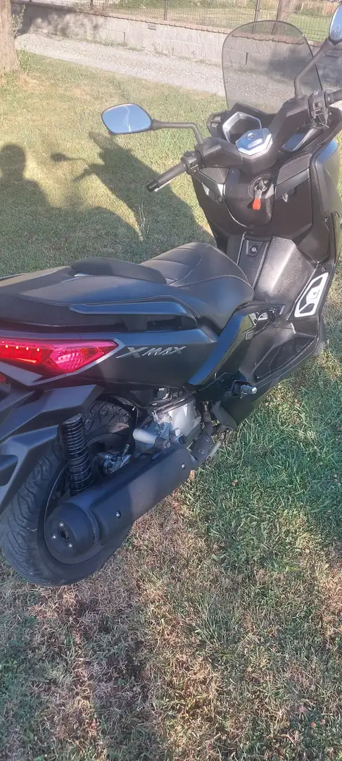 Yamaha X-Max 125 Iron max Nero - 2