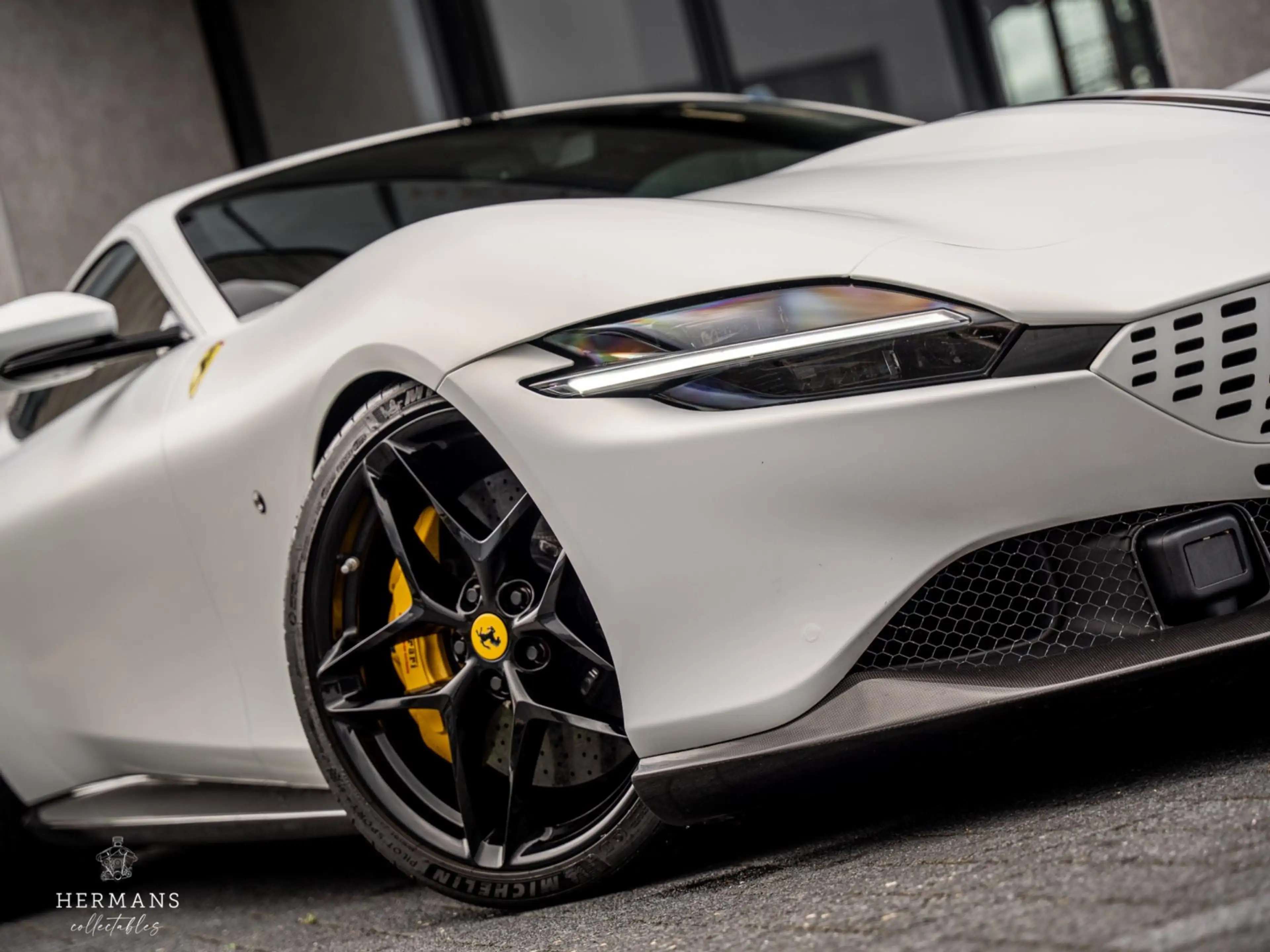 Ferrari Roma 3.9 V8 HELE / Carbon exterior / ADAS / JBL / CarPl — photo 3