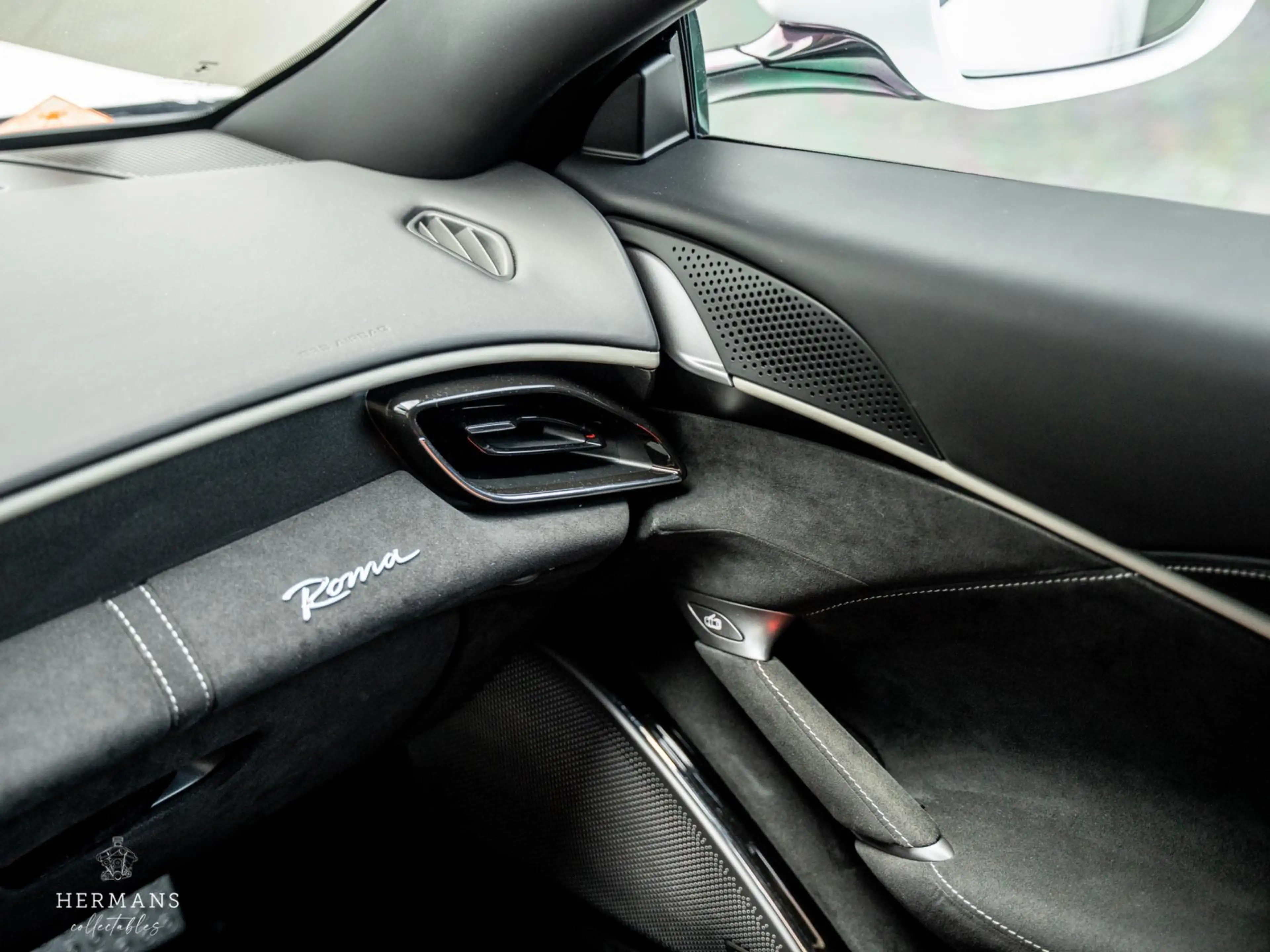 Ferrari Roma 3.9 V8 HELE / Carbon exterior / ADAS / JBL / CarPl — photo 29