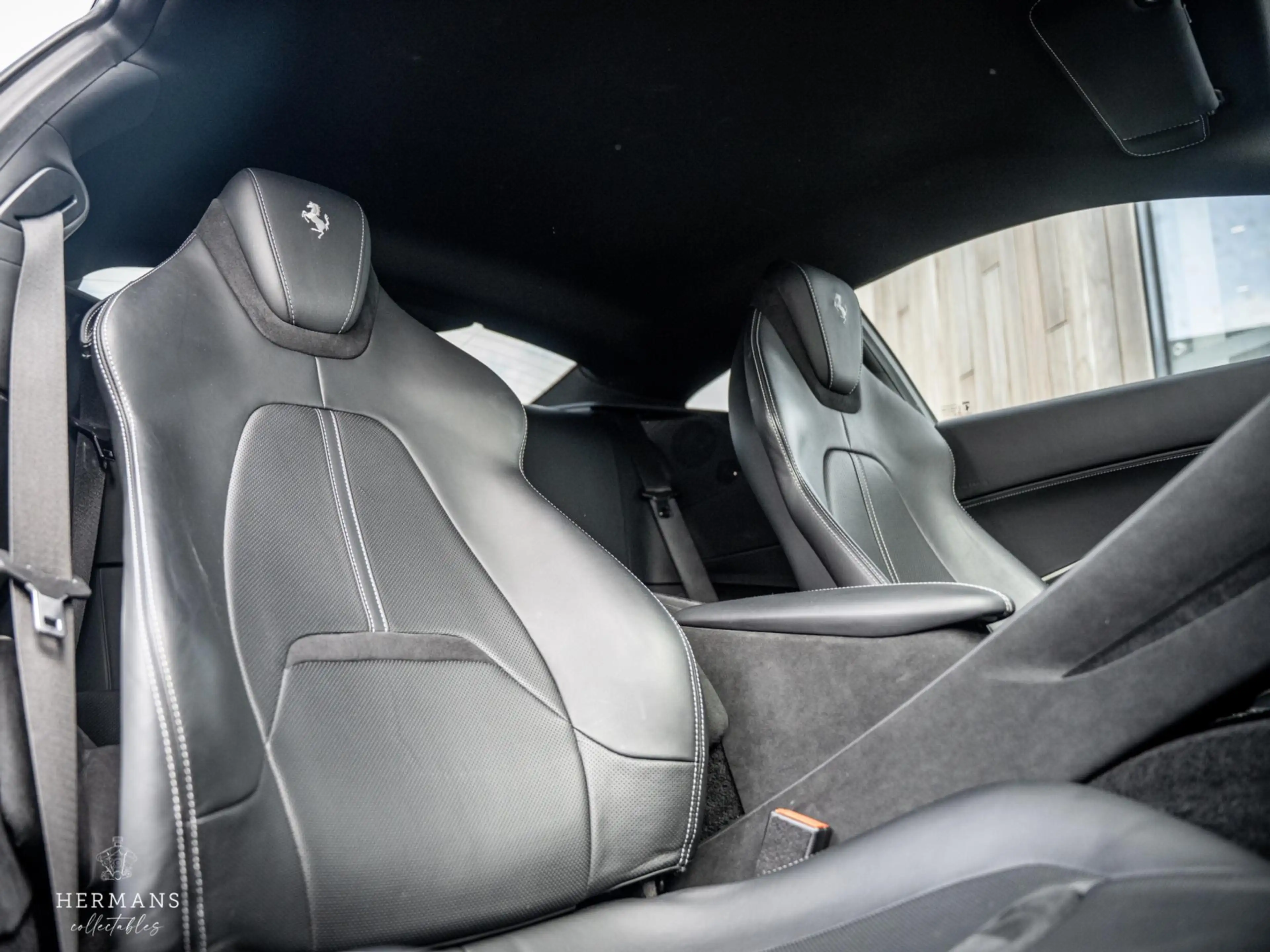 Ferrari Roma 3.9 V8 HELE / Carbon exterior / ADAS / JBL / CarPl — photo 24