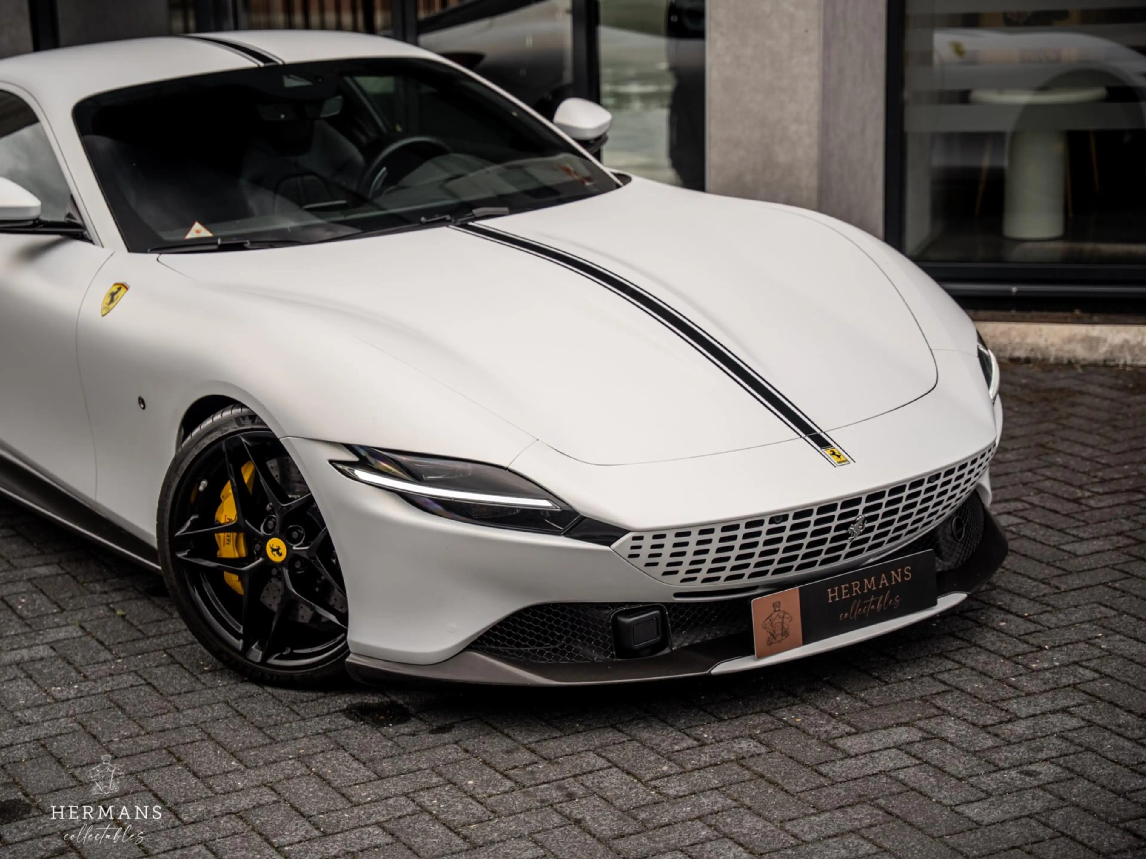 Ferrari Roma 3.9 V8 HELE / Carbon exterior / ADAS / JBL / CarPl — photo 2