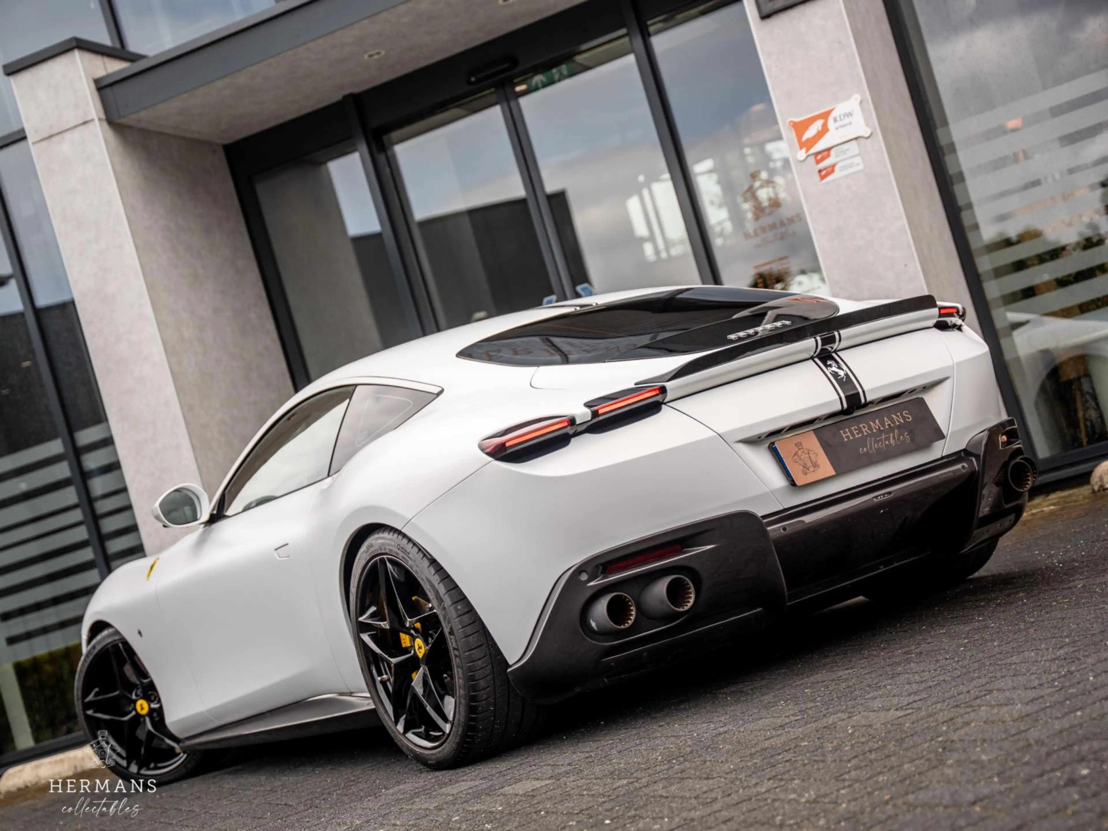 Ferrari Roma 3.9 V8 HELE / Carbon exterior / ADAS / JBL / CarPl — photo 18